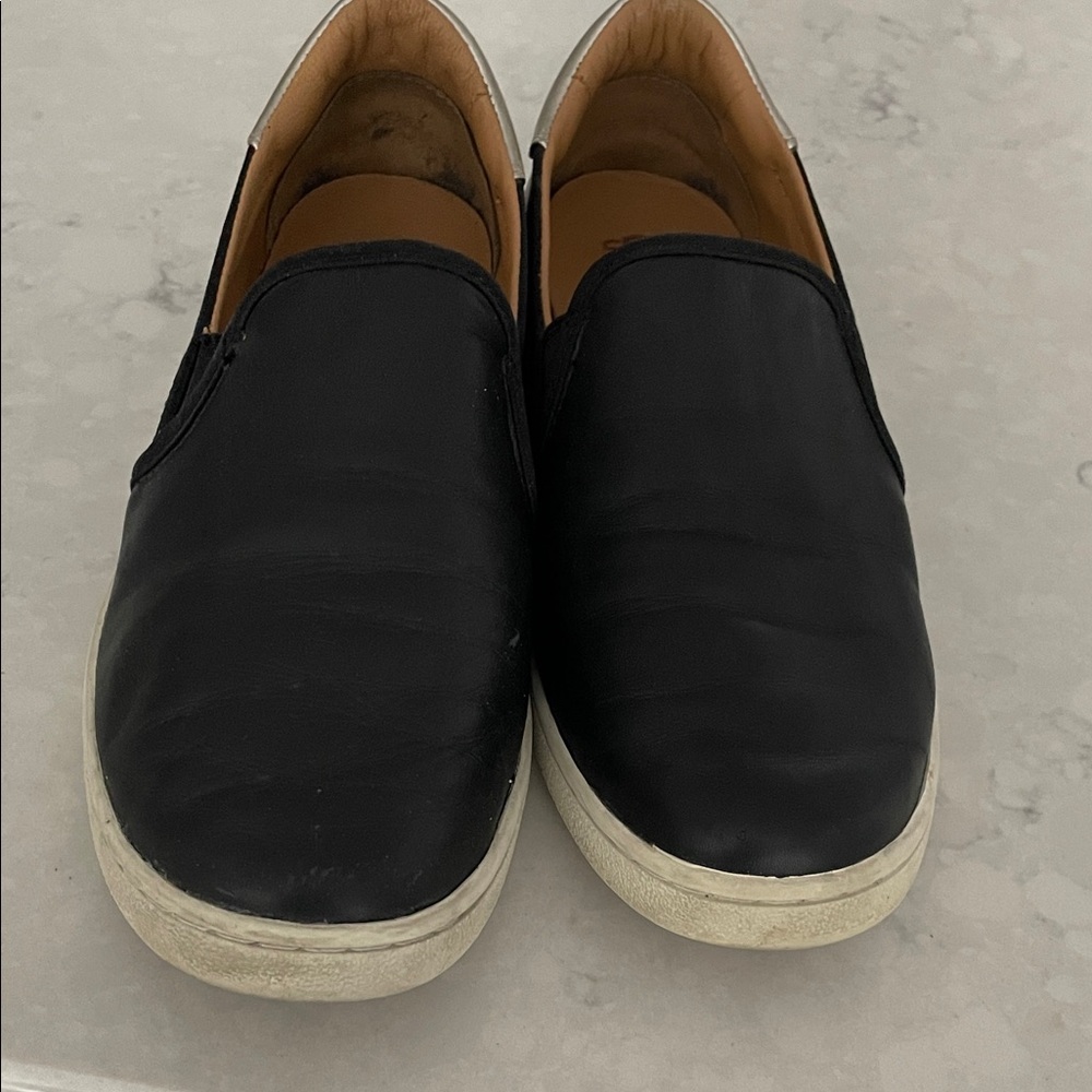 UGG Black and Silver Casual Slip-Ons - Picture 3 of 3